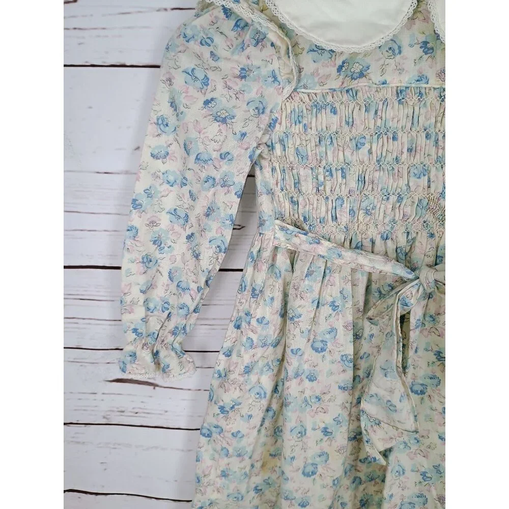 Polly Flinders Long Sleeve Floral Vintage Smocked Girls Size‎ 5 Dress